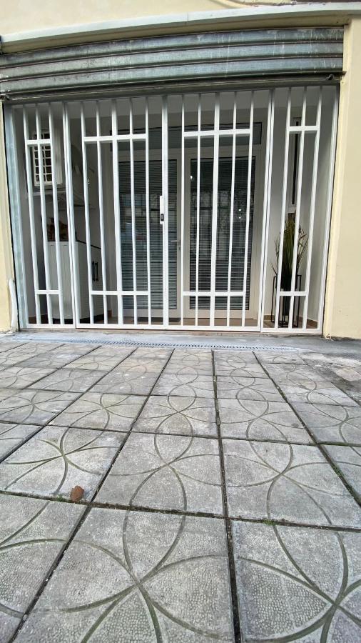 Kosta'S Home ティラナ エクステリア 写真